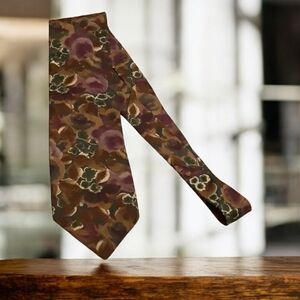 HARV’E BERNARD tie brown green Fall colors very professional look silk t…